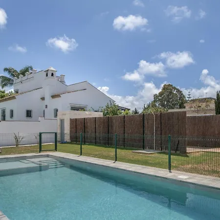 Complejo Alejandra Nyaraló *