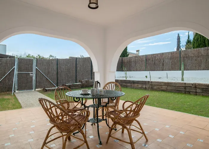 Complejo Alejandra Nyaraló